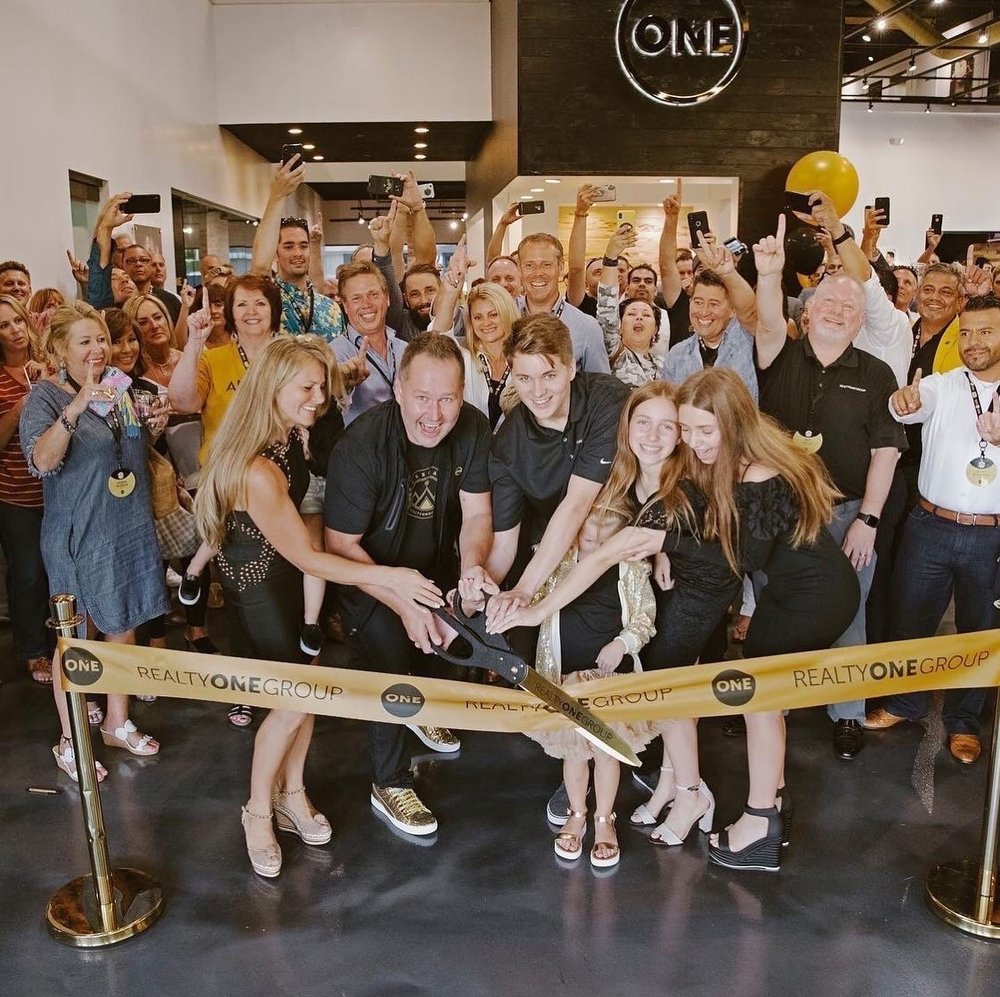 REALTY ONE GROUP GOLDMARK Updated June 2024 20 N Main St, Saint