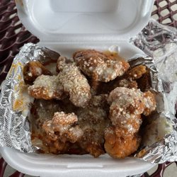 Big Shot Bob's House of Wings - Cranberry - Pouncey