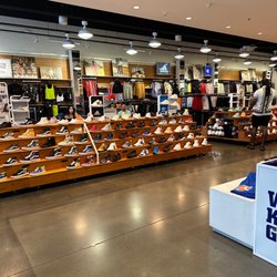 Champs Sports - Shoes