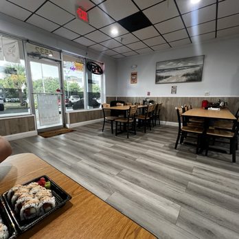 Naomi Sushi Express - Sushi Bars Near Me - Orlando, Florida Naomi Sushi Express - Sushi Bars Near Me - Orlando, Florida