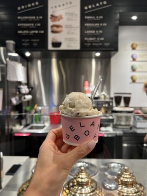 Gelato Boy by null
