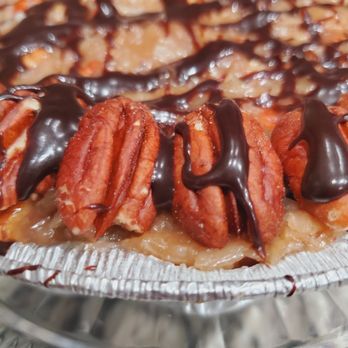 Yazzi Cakes - 1 Layer German Chocolate Cake - Cupcakes Near Me Yazzi Cakes - 1 Layer German Chocolate Cake - Cupcakes Near Me