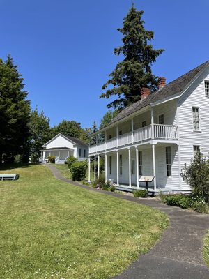 Willamette Heritage Center by null