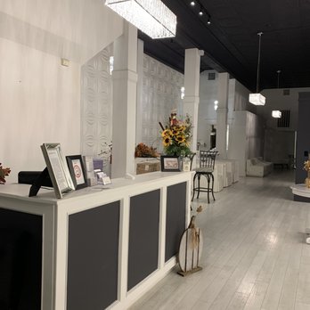 Skin Philosophy Studio - The "lobby" SPS if further back:) - Skin Care Near Me Skin Philosophy Studio - The "lobby" SPS if further back:) - Skin Care Near Me