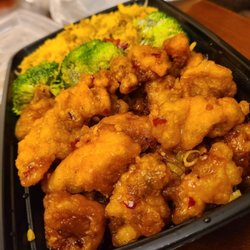 Pearl of China - Sesame Chicken Combo