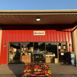 Gordon’s Farm & Hardware