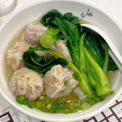 Golden Bay Parkway Restaurant - Wonton Noodle in Soup