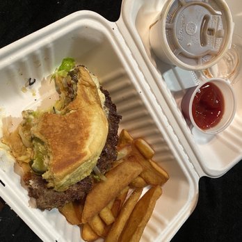 Harry's Charbroiled - Burgers Near Me - Toronto, Ontario