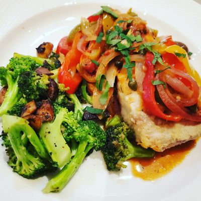 R & R Family Kitchen. Tucson's Premier Bar-B-Que, Breakfast and Catering Service Company by null