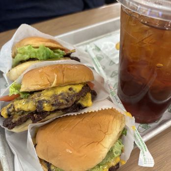 Shake Shack - Shack burger - Burgers Near Me - New York, New York