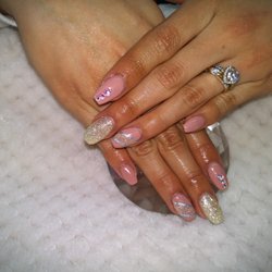City Nails and Beauty