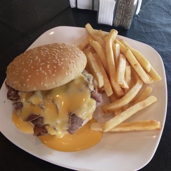 Mulligan’s Lounge - American Near Me - Fairfield Bay, Arkansas Mulligan’s Lounge - American Near Me - Fairfield Bay, Arkansas