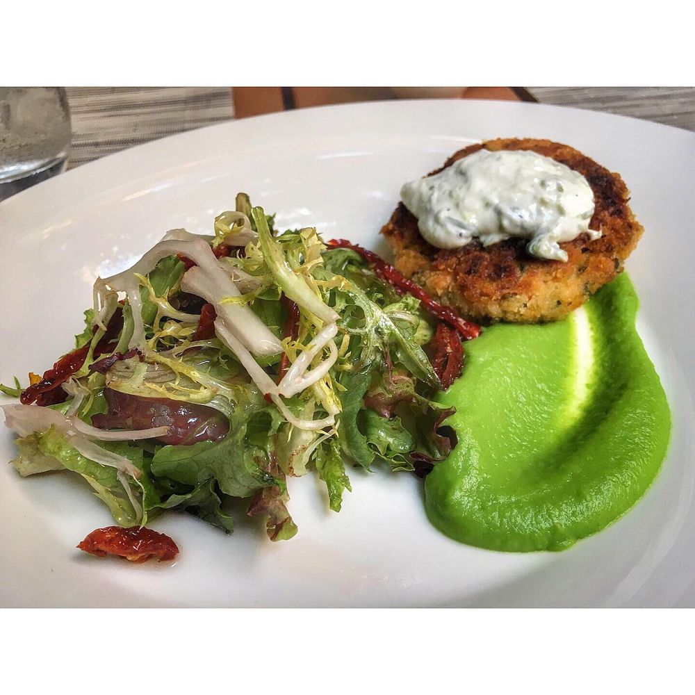Signatures Restaurant - Atlantic Salmon Cake - Canadian (New) Near Me - Toronto, Ontario Signatures Restaurant - Atlantic Salmon Cake - Canadian (New) Near Me - Toronto, Ontario