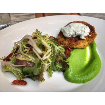 Signatures Restaurant - Atlantic Salmon Cake - Canadian (New) Near Me - Toronto, Ontario