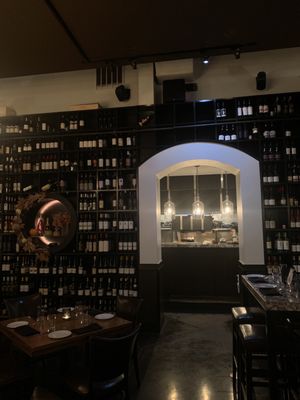 CRÚ Food & Wine Bar by null