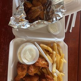 chicken wings and fries