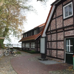 Fischhaus Hotel am Schaalsee - Neben dem Hotel