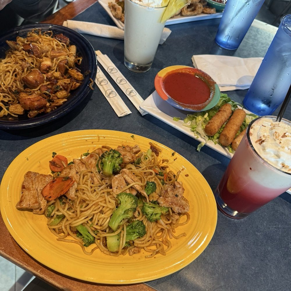 Fire + Ice - Mozzarella Sticks  Crispy Calamari 1/2 Pina Colada and 1/2 Strawberry Daiquiri - New American Near Me - Anaheim, California
