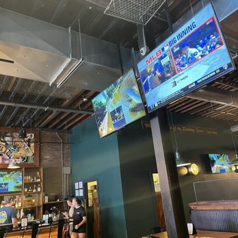 Bistro On Bridge - New American Near Me - Phoenixville, Pennsylvania