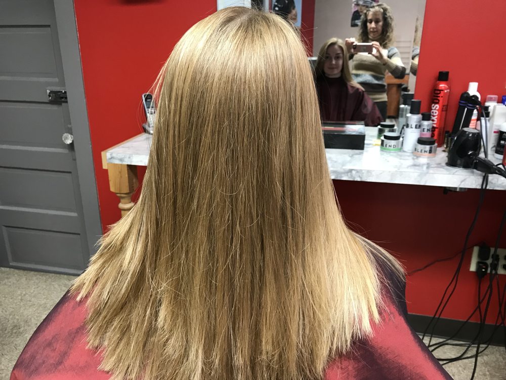 SALON DE ROSA Updated October 2024 Request an Appointment 1212