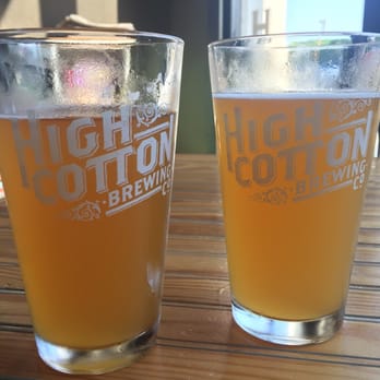 Flyway Brewing - 2 hefs. Perfect for their hot humid days. - Pubs Near Me - Memphis, Tennessee Flyway Brewing - 2 hefs. Perfect for their hot humid days. - Pubs Near Me - Memphis, Tennessee