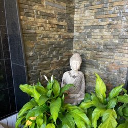 Namaste - Entrance