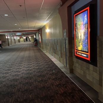 Regal Galleria Mall - Cinema Near Me - Poughkeepsie, New York