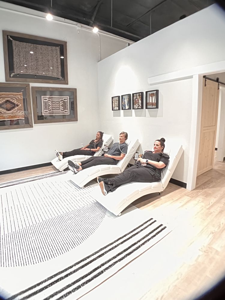 LOGAN REED MASSAGE AND RECOVERY SPA Updated August 2024 44 Lucian