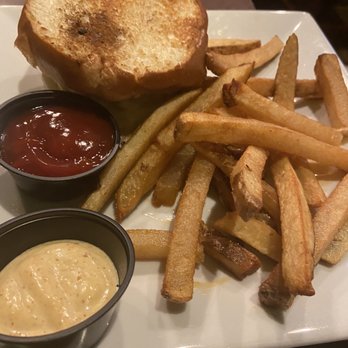 Doolittle's - Crab cake sandwich - Seafood Near Me - Anderson, South Carolina