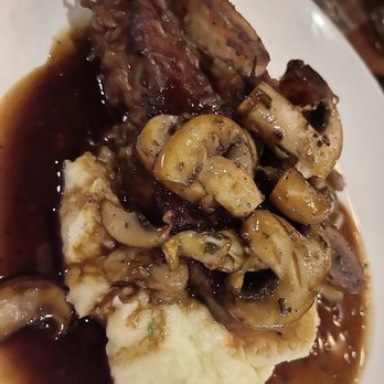 Ferrovia Ristorante - Italian Near Me - Thornhill, Ontario