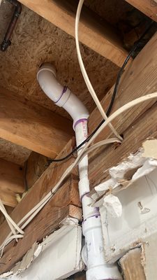 Mendez Plumbing Logo