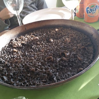 Casa Picanterra - Black ink from squid. They love it - Arroceria / Paella Near Me - Cullera, V Casa Picanterra - Black ink from squid. They love it - Arroceria / Paella Near Me - Cullera, V