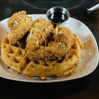 Drunch Eatery + Bar - Chicken and waffle - Breakfast & Brunch Near Me - Columbus, Ohio