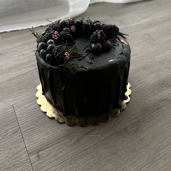 Michelle Ashley Custom Cakes - Custom Cakes Near Me - Salem, Oregon Michelle Ashley Custom Cakes - Custom Cakes Near Me - Salem, Oregon