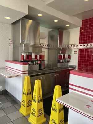 In-N-Out Burger by null