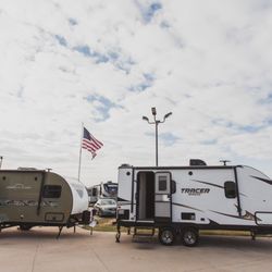 Travers St Louis RV