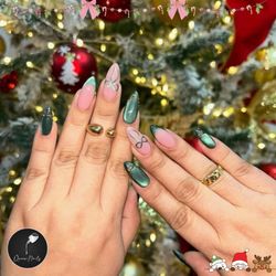 Queen Nails