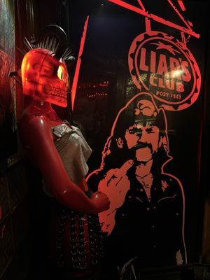 Liar’s Club by null