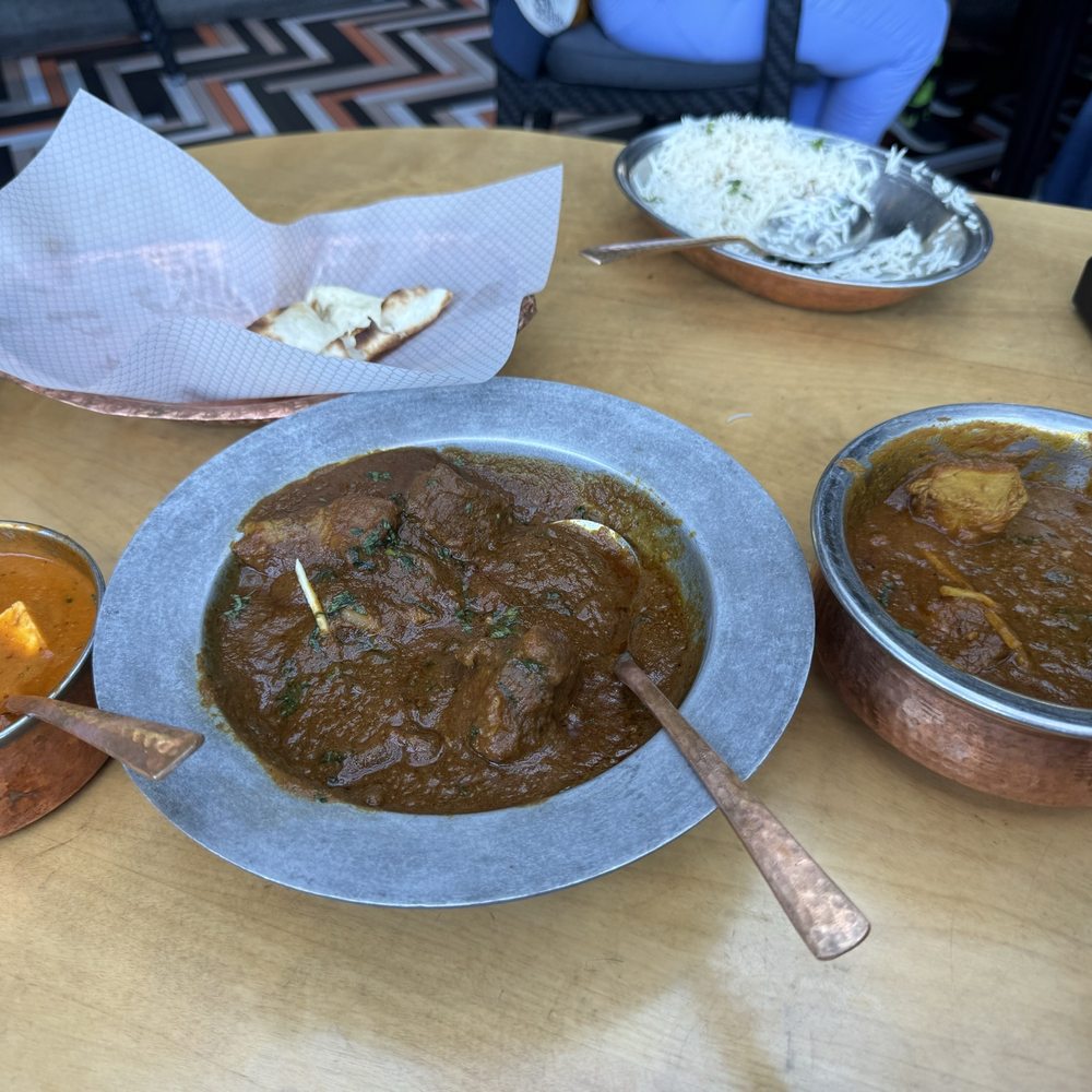 Tasty Indian Bistro - Shahi paneer, goat curry, chicken curry, naan & rice - Indian Near Me - Delta, British Columbia Tasty Indian Bistro - Shahi paneer, goat curry, chicken curry, naan & rice - Indian Near Me - Delta, British Columbia