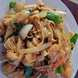 Drunken Noodles