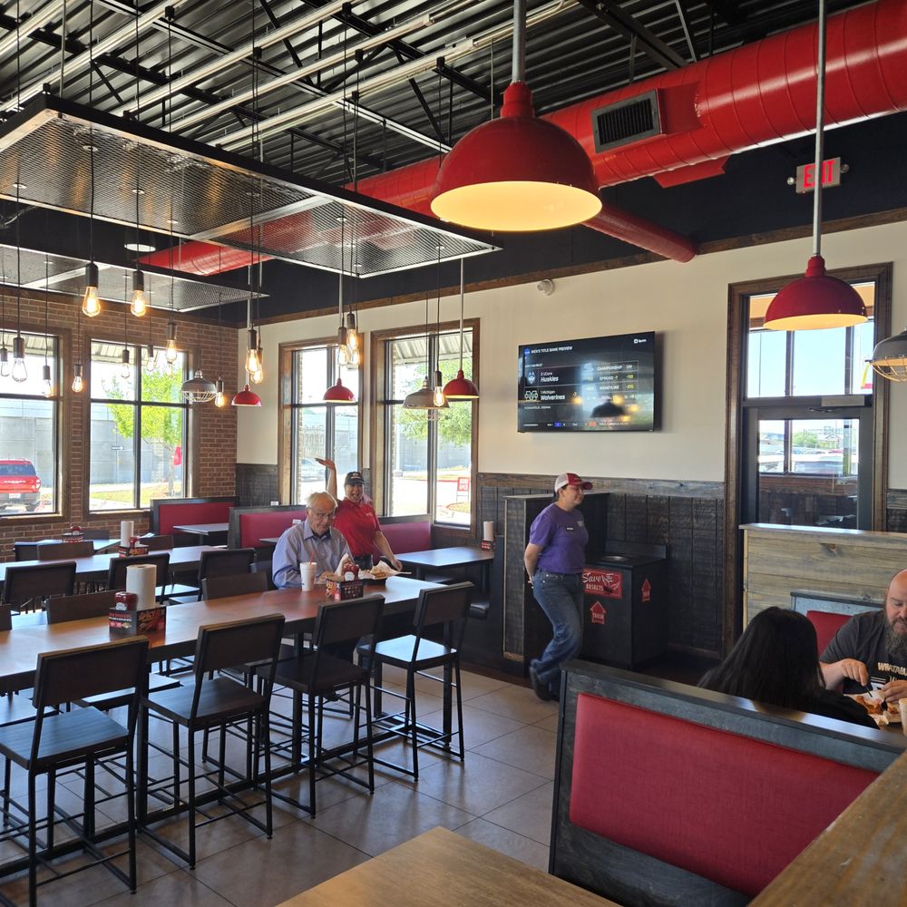 Slim Chickens - Southern Near Me - Kyle, Texas Slim Chickens - Southern Near Me - Kyle, Texas