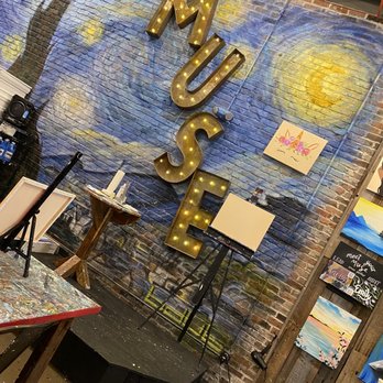 Muse Paintbar - Paint & Sip Near Me - Fairfax, Virginia