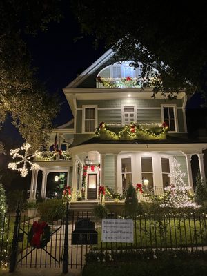 Grand Victorian Bed & Breakfast by null