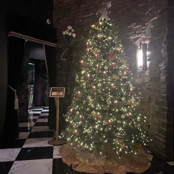Falcon’s Lair - Christmas tree at entrance - Lounges Near Me - Ripon, California Falcon’s Lair - Christmas tree at entrance - Lounges Near Me - Ripon, California