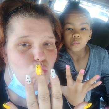 Aivy Nails & Spa - Nail Salons Near Me - Morrow, Georgia