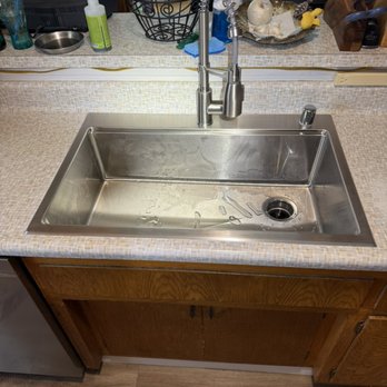 Boson Pro Plumbing - Installation of a new kitchen sink and kitchen faucet.Boson Pro Plumbing.Encino,Tarzana,Calabasas,West Hills,Eoodland Hills,Northridge. - Plumbing Near Me Boson Pro Plumbing - Installation of a new kitchen sink and kitchen faucet.Boson Pro Plumbing.Encino,Tarzana,Calabasas,West Hills,Eoodland Hills,Northridge. - Plumbing Near Me