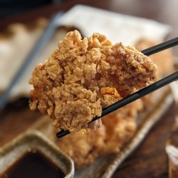 Kazoku Ramen - Chicken karaage - pieces are big!