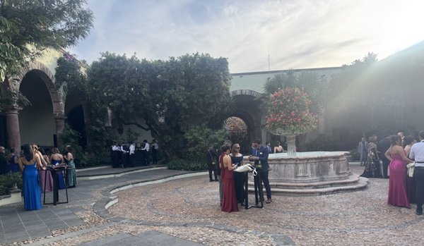 Instituto Allende Escuela de Arte y Español by null