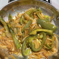 The Olive Tap - Sweet peppers, onions, smoked Paprika & Strawberry White balsamic vinegar