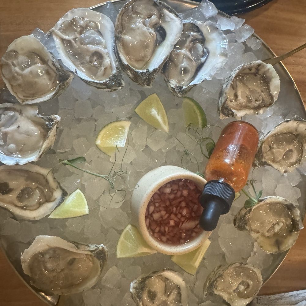 Dos Mares Restaurant - Seafood Near Me - Fort Worth, Texas